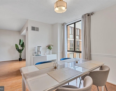 2300 Pimmit Drive - Photo Thumbnail 10