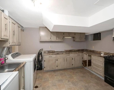 6507 Byron Avenue - Photo Thumbnail 2