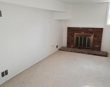 6507 Byron Avenue - Photo Thumbnail 1