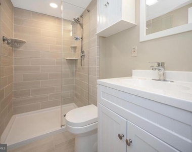 6507 Byron Avenue - Photo Thumbnail 3