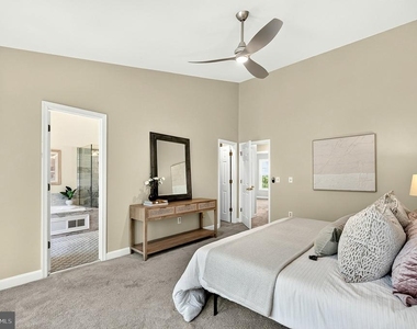 8006 Trevor Place - Photo Thumbnail 21