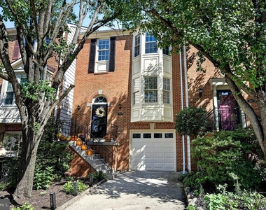 8006 Trevor Place - Photo Thumbnail 1