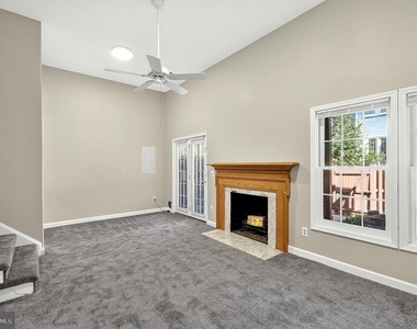 8006 Trevor Place - Photo Thumbnail 34