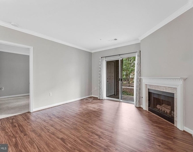 2204 Westcourt Lane - Photo Thumbnail 11