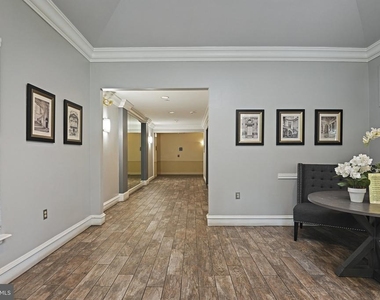 2204 Westcourt Lane - Photo Thumbnail 27