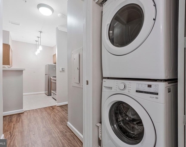 2204 Westcourt Lane - Photo Thumbnail 19