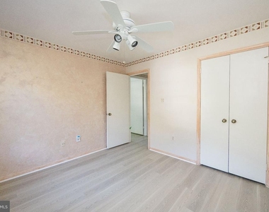 8465 Sevan Court - Photo Thumbnail 28