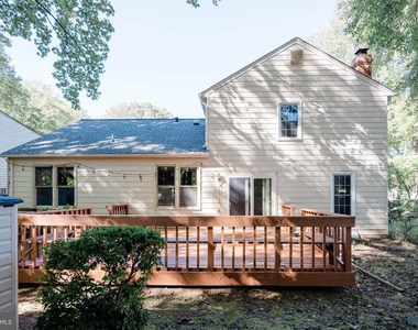 8465 Sevan Court - Photo Thumbnail 32