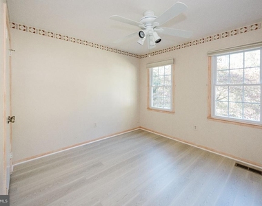 8465 Sevan Court - Photo Thumbnail 26