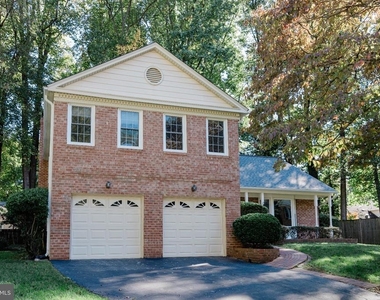 8465 Sevan Court - Photo Thumbnail 2