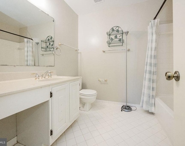 8465 Sevan Court - Photo Thumbnail 25