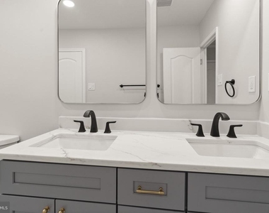 6404 Wayside Place - Photo Thumbnail 25