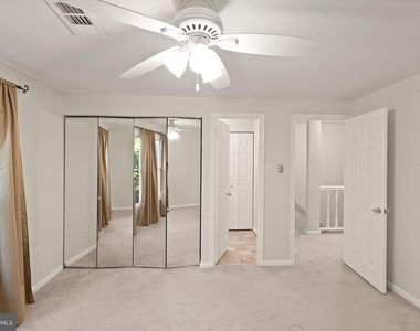 7123 Dijohn Court Drive - Photo Thumbnail 24