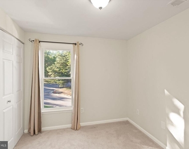 7123 Dijohn Court Drive - Photo Thumbnail 30