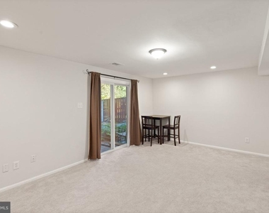 7123 Dijohn Court Drive - Photo Thumbnail 43