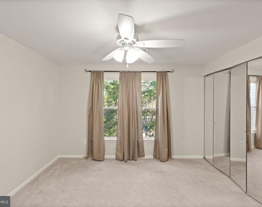 7123 Dijohn Court Drive - Photo Thumbnail 23