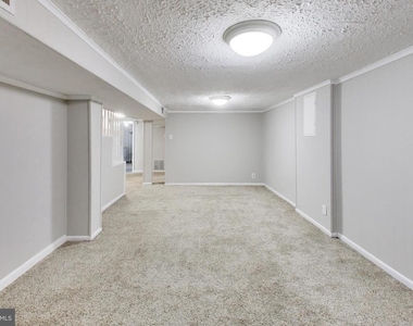 2045 Westmoreland Street - Photo Thumbnail 22