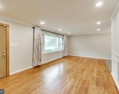 2045 Westmoreland Street - Photo Thumbnail 2