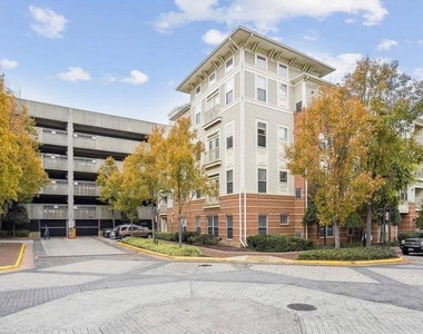 2791 Centerboro Drive - Photo Thumbnail 12
