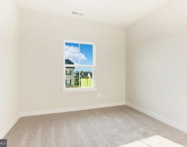 120 Twinleaf Way - Photo Thumbnail 36