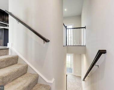 120 Twinleaf Way - Photo Thumbnail 5