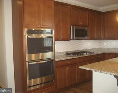 143 Westchester Drive - Photo Thumbnail 2