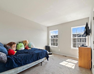 108 Halo Court - Photo Thumbnail 17