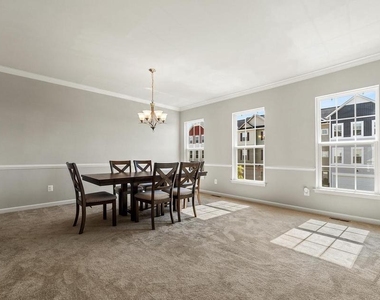 108 Halo Court - Photo Thumbnail 5