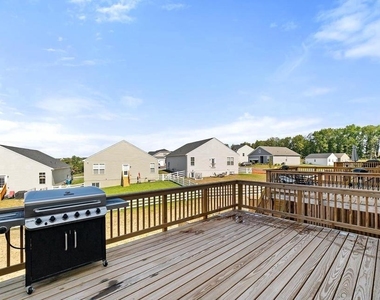 108 Halo Court - Photo Thumbnail 14