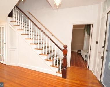 194 Waterloo Street - Photo Thumbnail 13