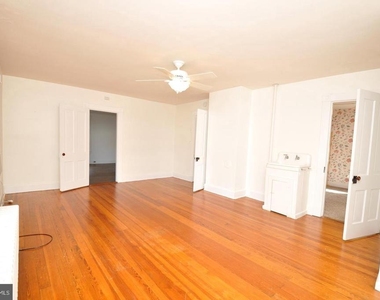 194 Waterloo Street - Photo Thumbnail 25