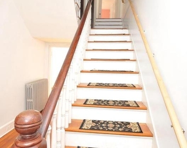 194 Waterloo Street - Photo Thumbnail 23