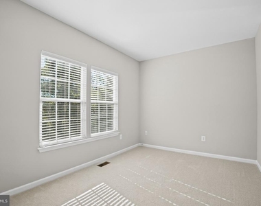1100 Wright Court - Photo Thumbnail 24