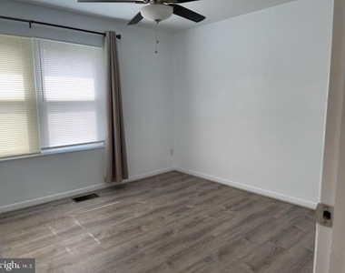 216 Cameron Street - Photo Thumbnail 15