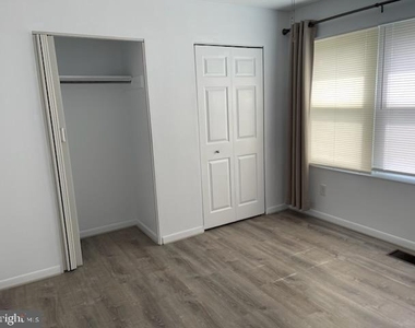 216 Cameron Street - Photo Thumbnail 13