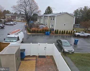 216 Cameron Street - Photo Thumbnail 7