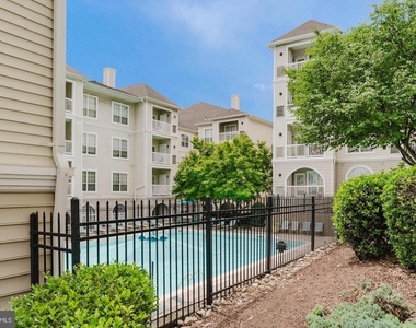 4551 Strutfield Lane - Photo Thumbnail 38