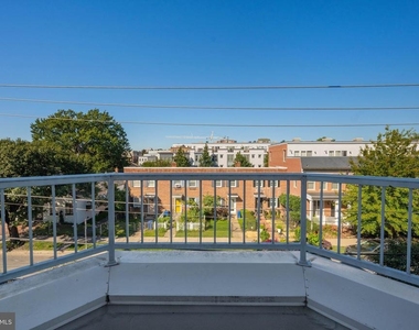 910 Powhatan Street - Photo Thumbnail 27