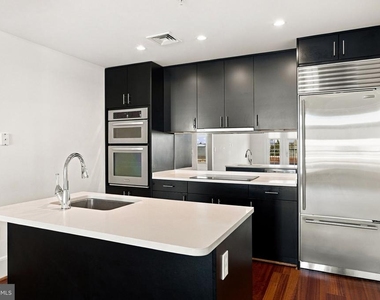 910 Powhatan Street - Photo Thumbnail 10