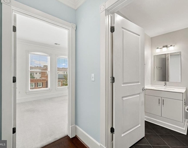 910 Powhatan Street - Photo Thumbnail 20