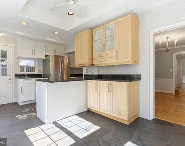 3114 Russell Road - Photo Thumbnail 11