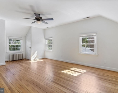 3114 Russell Road - Photo Thumbnail 47