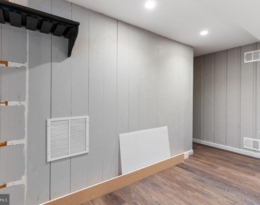 3114 Russell Road - Photo Thumbnail 30