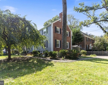 3114 Russell Road - Photo Thumbnail 2