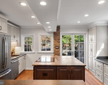 4507 36th Street S - Photo Thumbnail 6