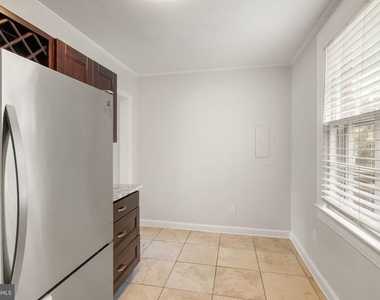 1400 S Barton Street - Photo Thumbnail 10