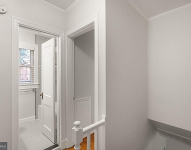 1400 S Barton Street - Photo Thumbnail 13