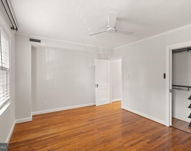 1400 S Barton Street - Photo Thumbnail 18
