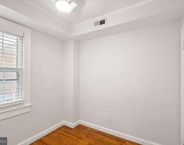 1400 S Barton Street - Photo Thumbnail 20