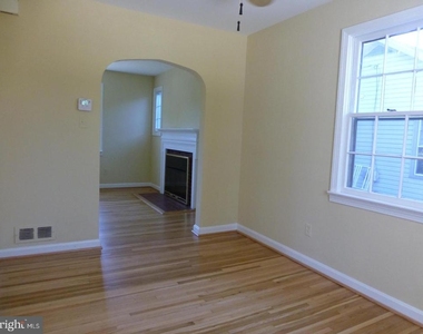 5301 N Carlin Springs Road - Photo Thumbnail 6